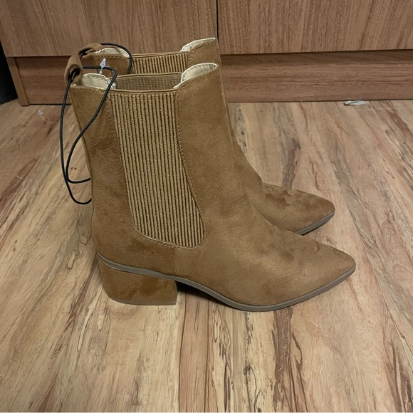Express Shoes - Express Women’s Ankle Booties Small Heel